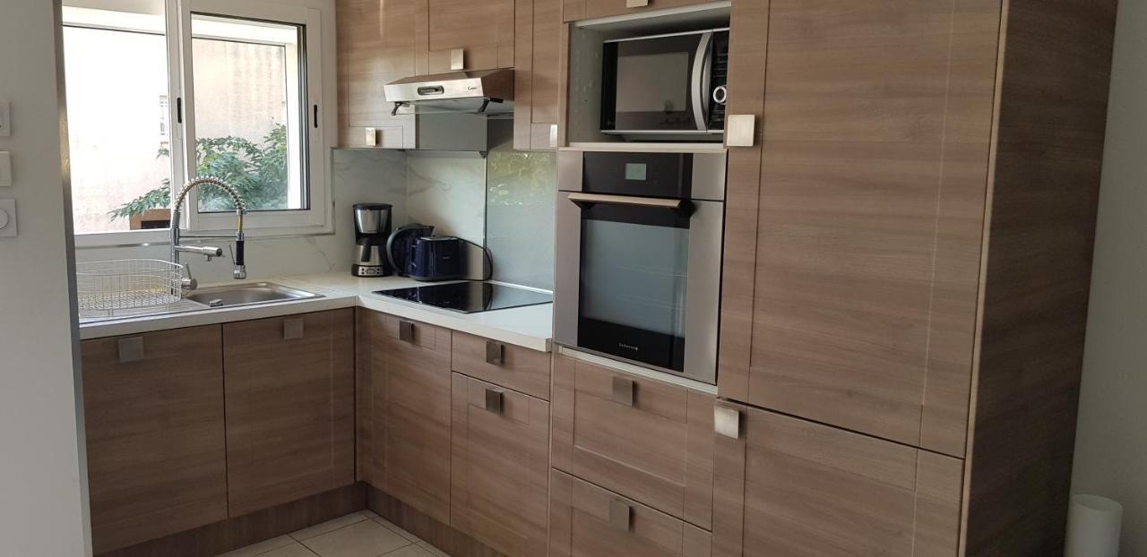 Le Neulos, T2 40m2 Avec Garage Prive, 150 M De La Mer, Avenue Roussillon Canet-plage Canet-en-Roussillon