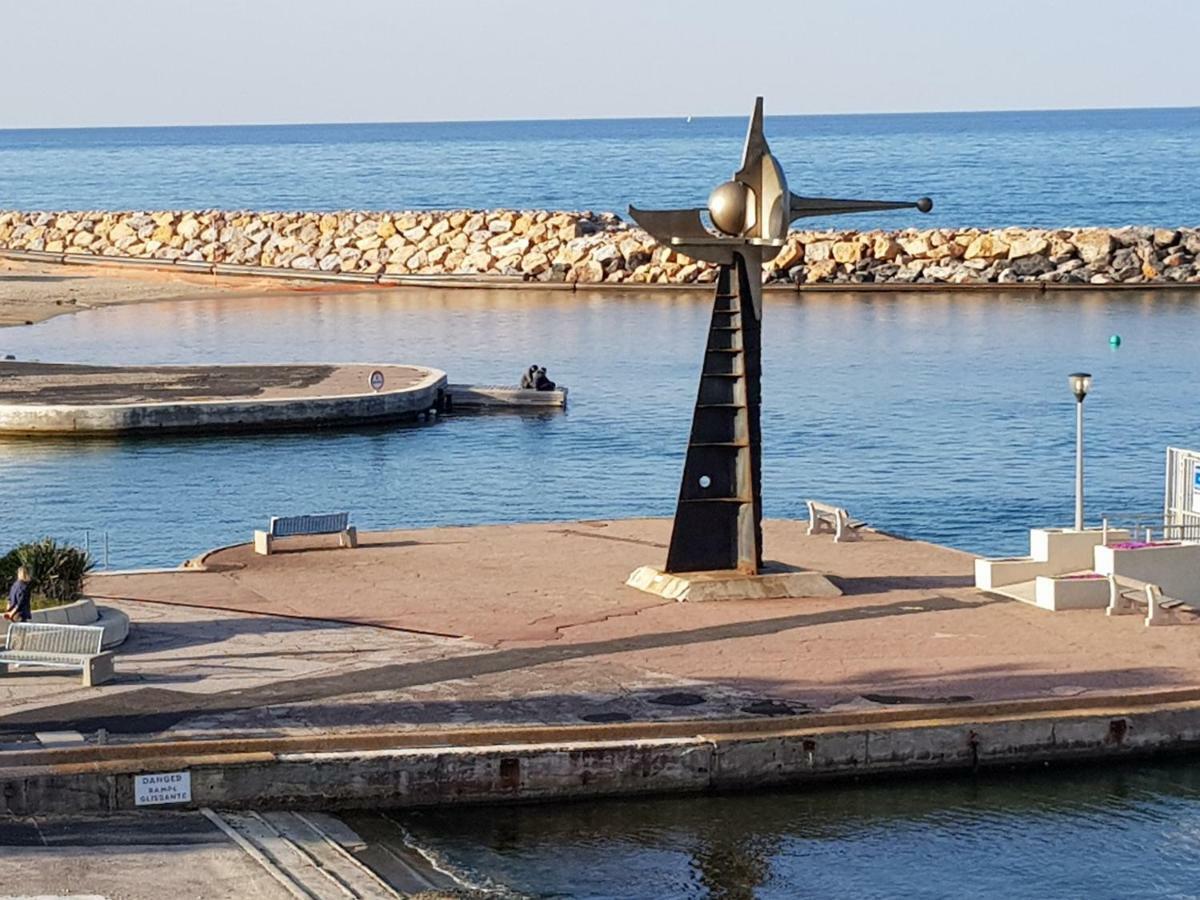 Le Neulos, T2 40m2 Avec Garage Prive, 150 M De La Mer, Avenue Roussillon Canet-plage Apartment Canet-en-Roussillon