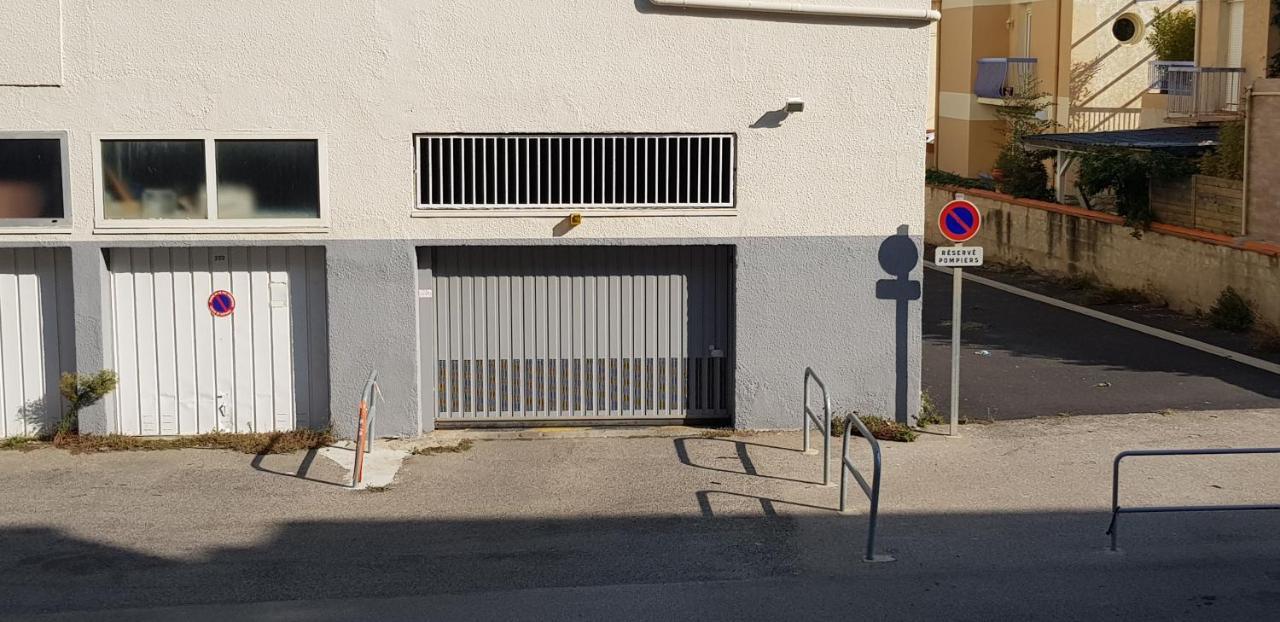 Le Neulos, T2 40m2 Avec Garage Prive, 150 M De La Mer, Avenue Roussillon Canet-plage *