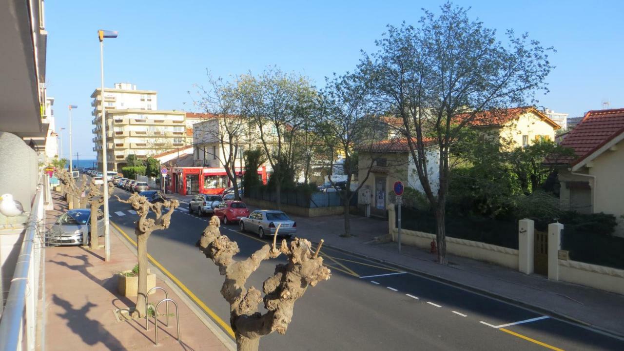 Le Neulos, T2 40m2 Avec Garage Prive, 150 M De La Mer, Avenue Roussillon Canet-plage * Canet